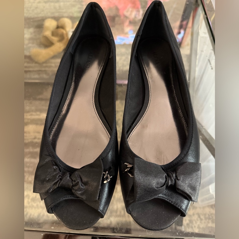 Alfani black open toe flats with bow